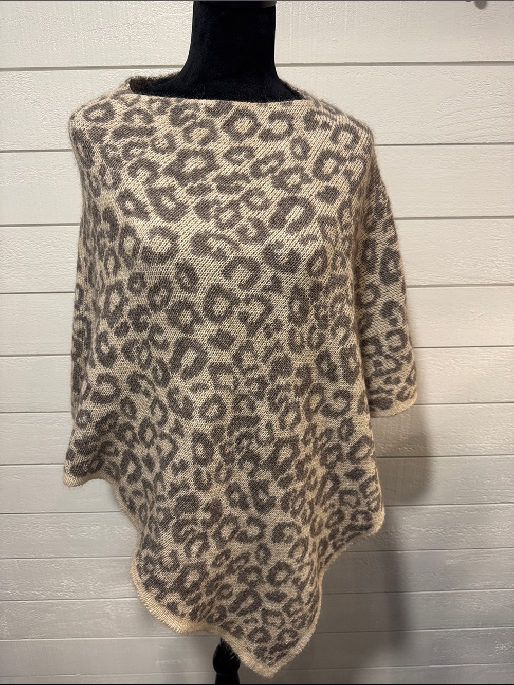 Nardi & Tagliaferri Leopard Print Cream and Gray Women's Sweater Poncho- OSFA